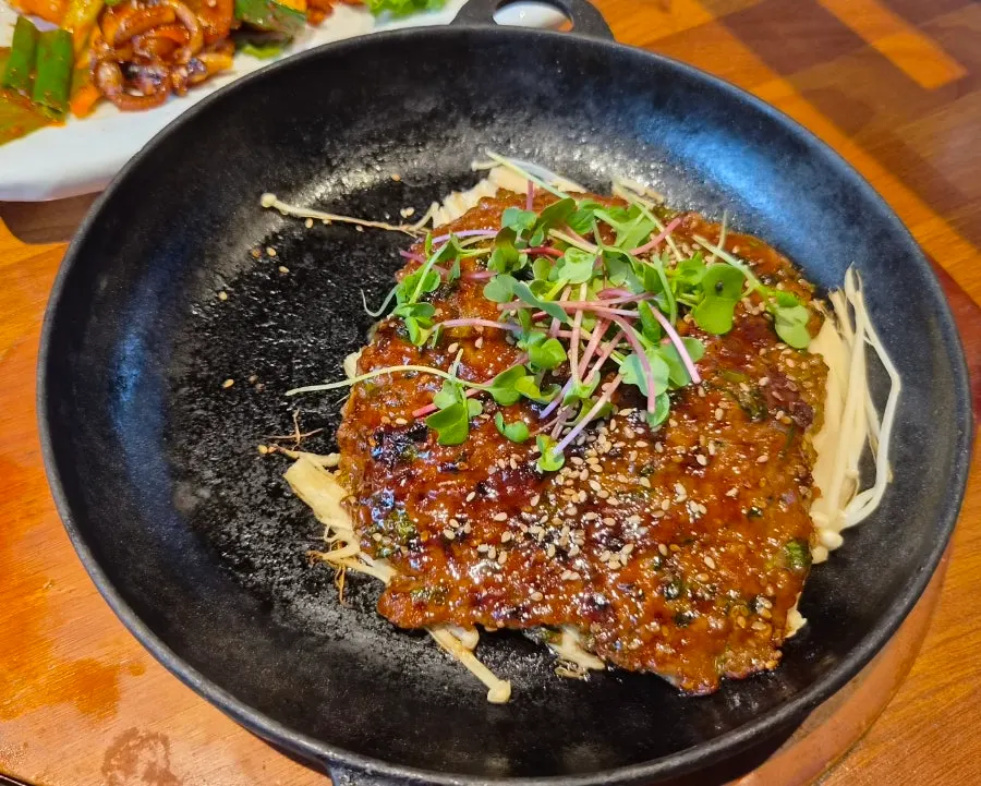 강된장 비빔밥과 된장찌개