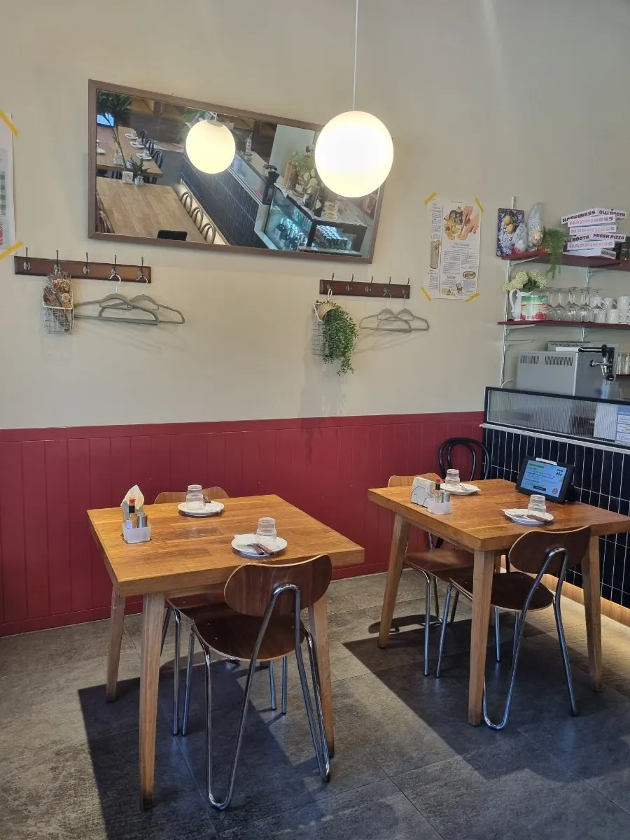 Seating layout at Olivus Compagno