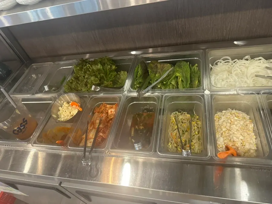 Close-up of mixed, seasoned jjolmyeon