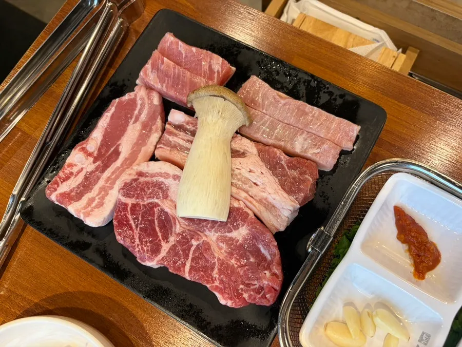 Aged half-pork set menu