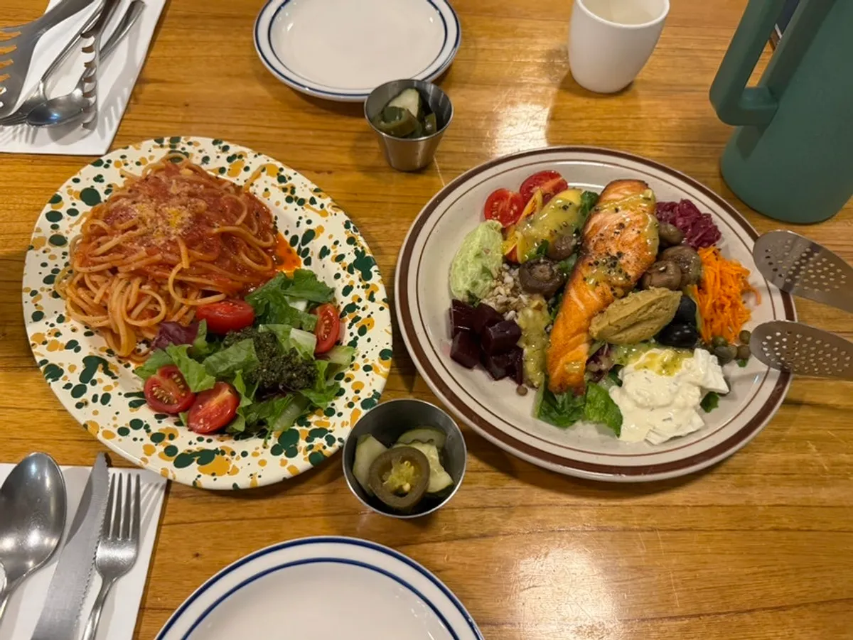 A full view of the Western-style course set on the table at Le Garden Bleu