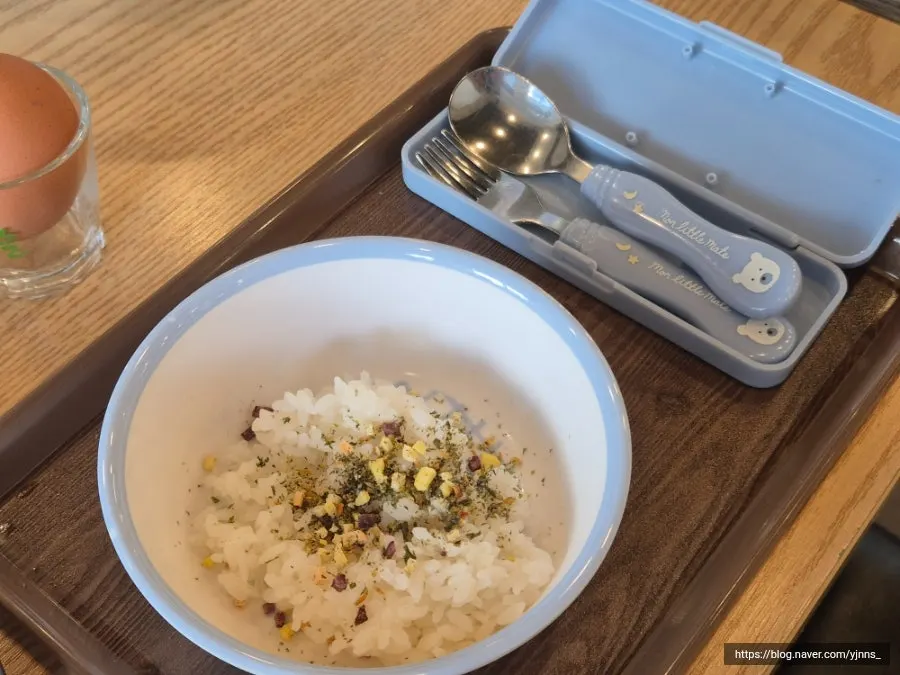 Baby rice bowl and dishware