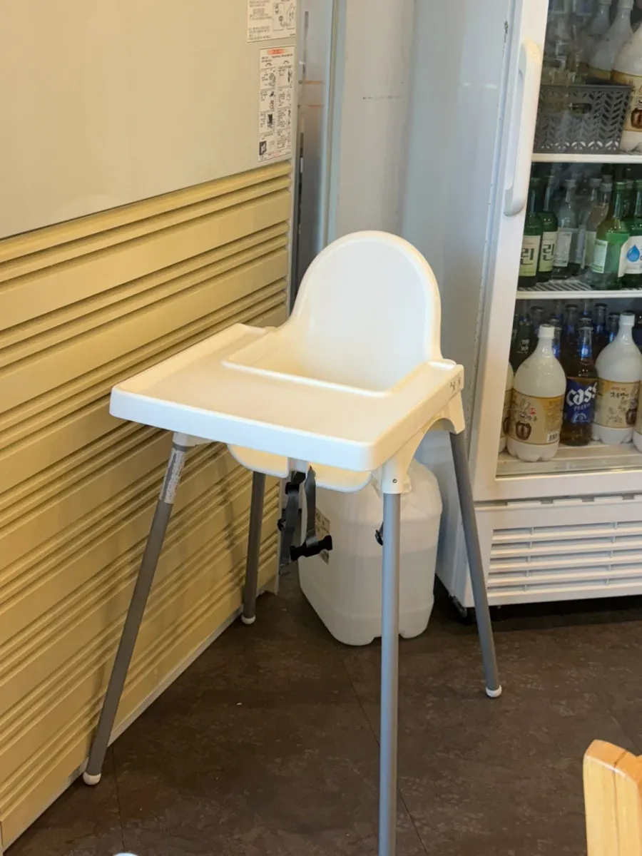 Private room seating for group dining