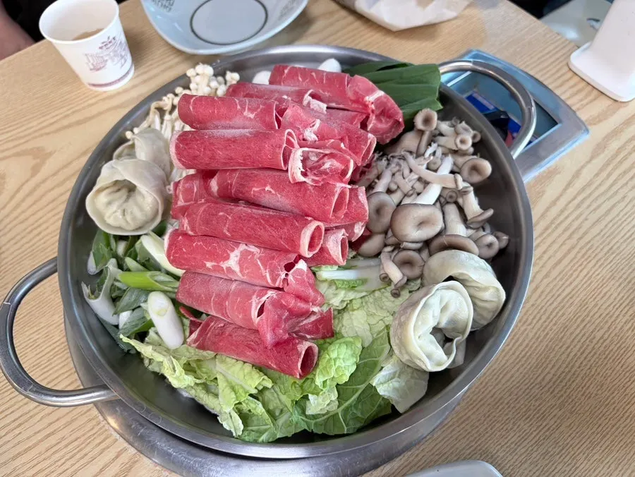 Kiosk and guide on how to enjoy Italy Shabu