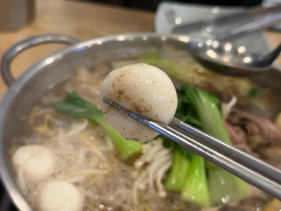 청경채와 숙주를 넣은 샤브샤브