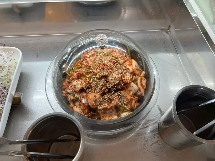 다양한 버섯이 담긴 샤브 재료
