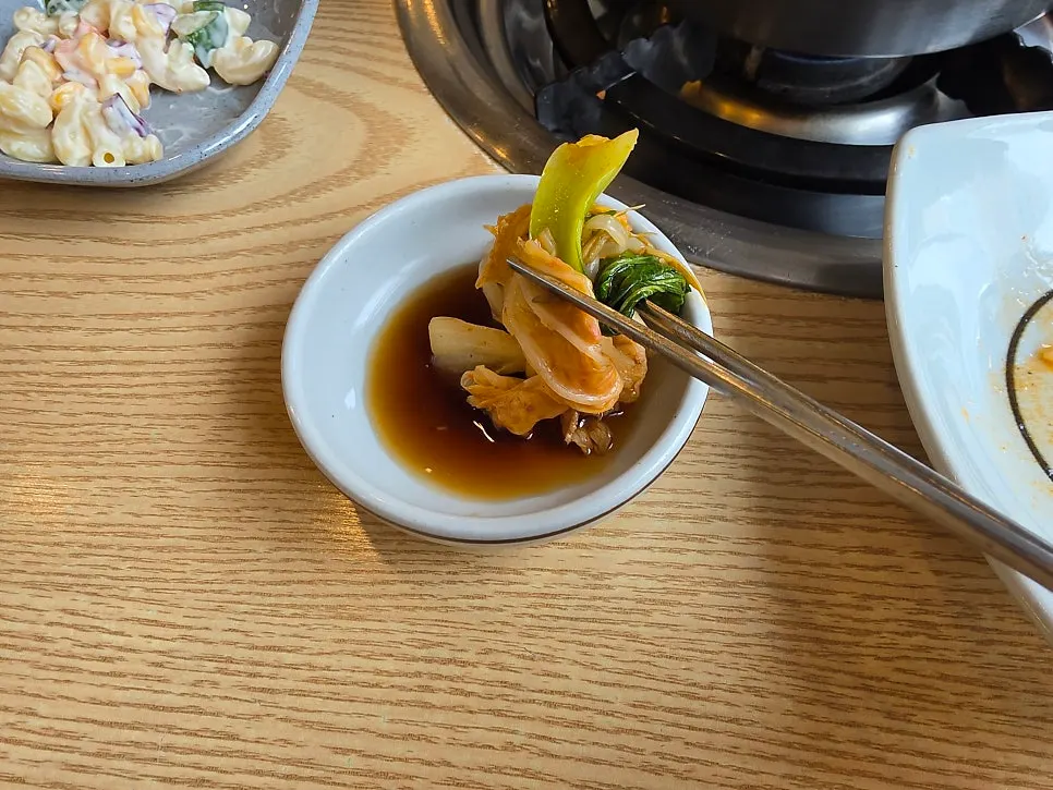 Shabu con ongsimi y mandu