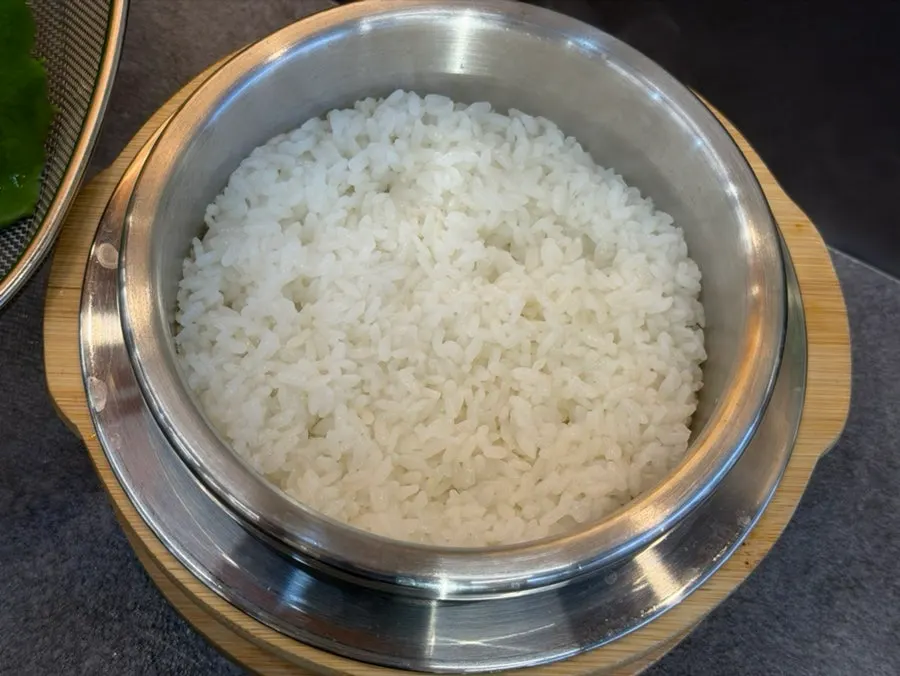 솥밥과 누룽지로 마무리한 식사