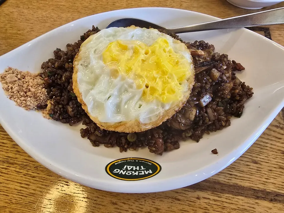 A plate of nasi goreng ordered again
