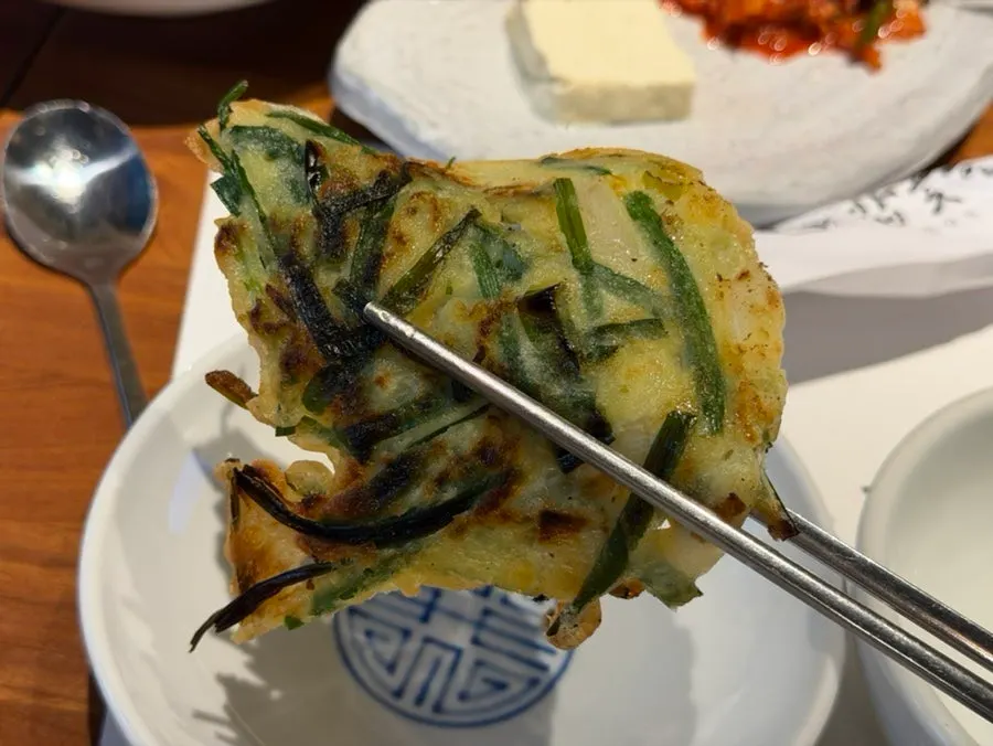 밥꽃특선 수육 접시