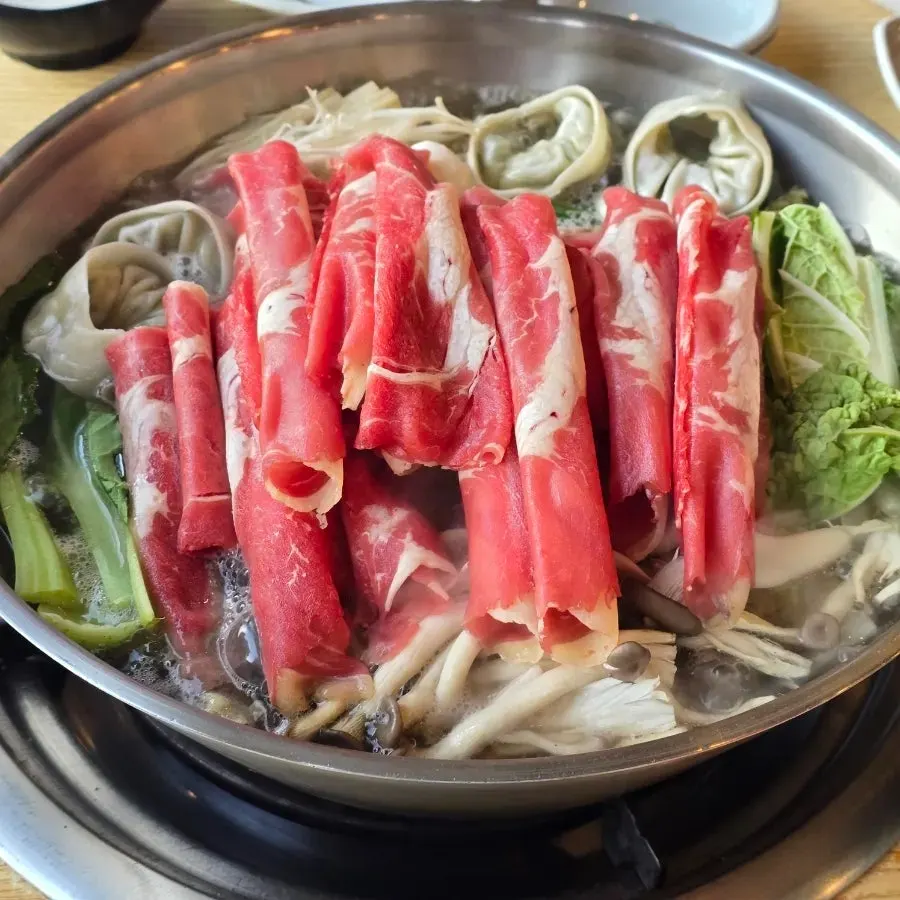 Main image of Italy Shabu Kalguksu Sejong Eojin Branch