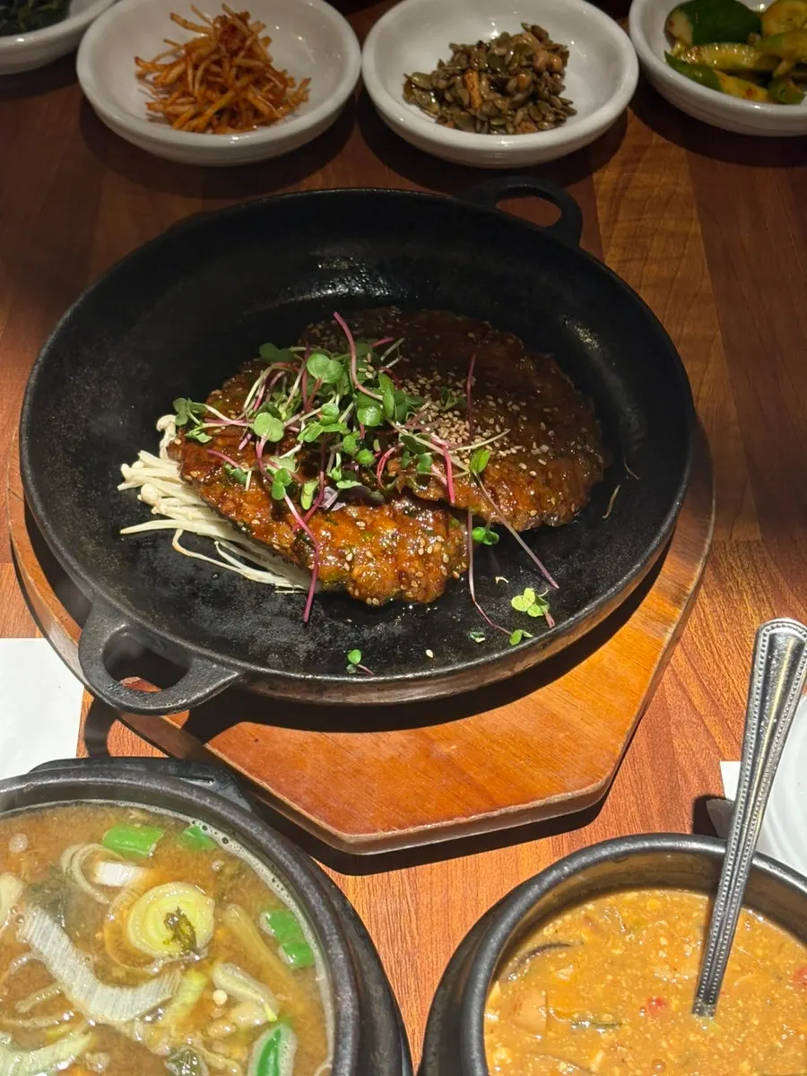 The spread after finishing all the tteokgalbi
