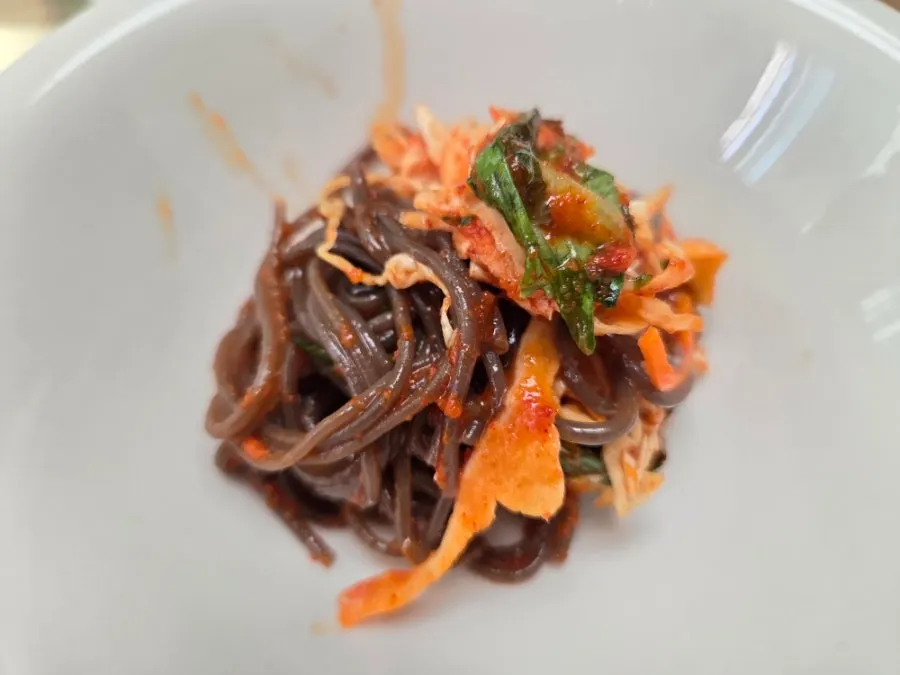 Side order of homemade fruit mak-guksu