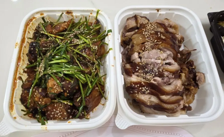 Cheongmi Half-and-Half Jokbal brought home as takeout