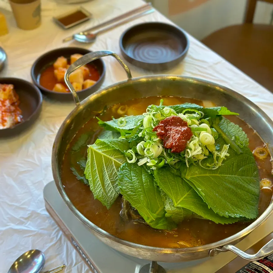 Side dishes at Chungsilok's self-service bar