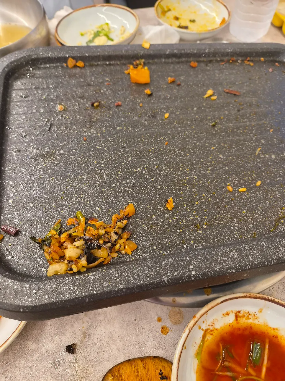 Golden fried rice made with plenty of vegetables