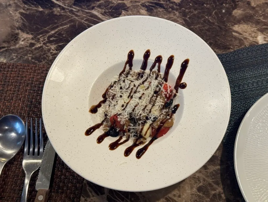 Mozzarella salad ordered as a starter at Sekaro