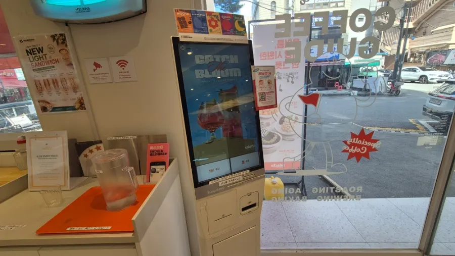 Solo work table area at the back of the store