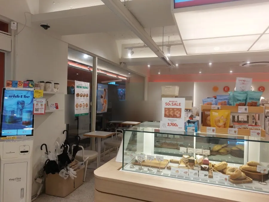 Kiosk order screen at Selecto Coffee Sinnonhyeon Branch