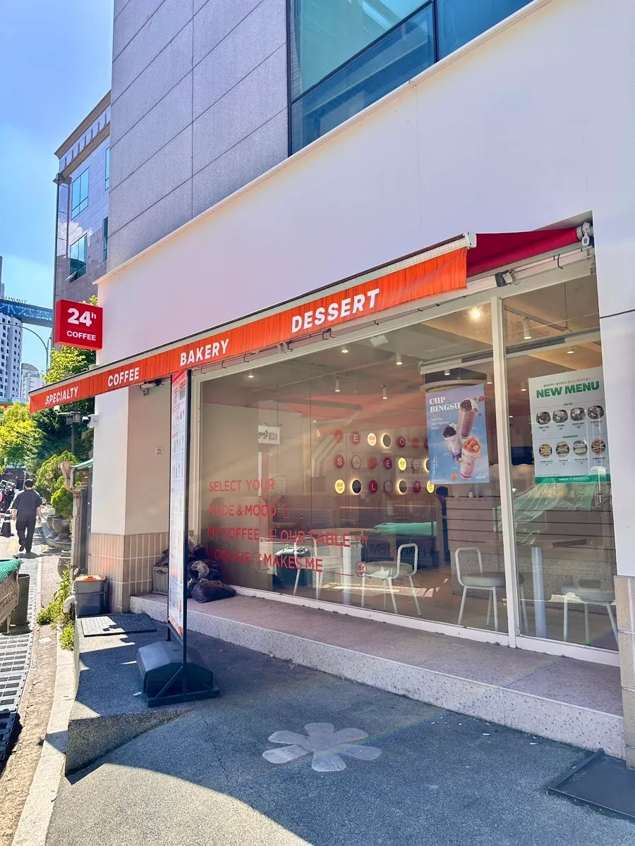 Café entrance with a snowman figure