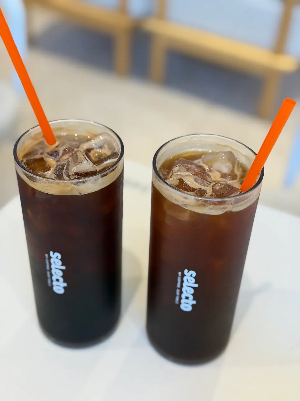 모카와 게이샤 아메리카노 비교 컷