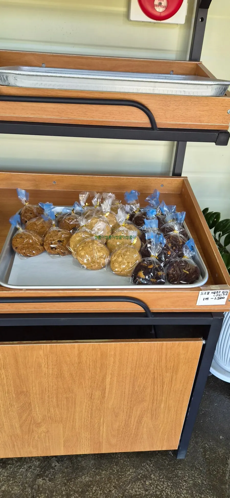 1998 Myeongcafe's dessert showcase
