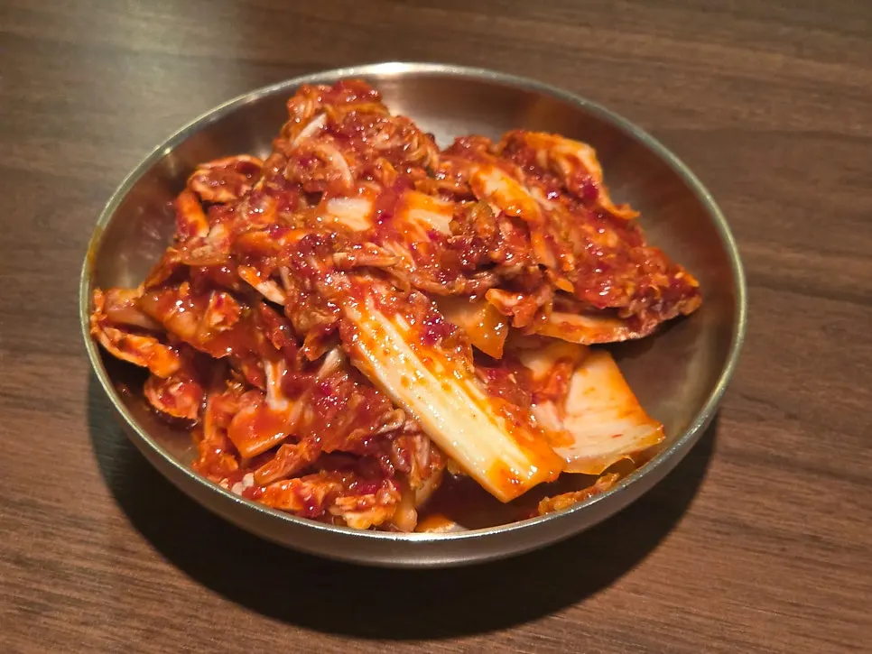 매일 아침 버무린다는 서초정계 겉절이