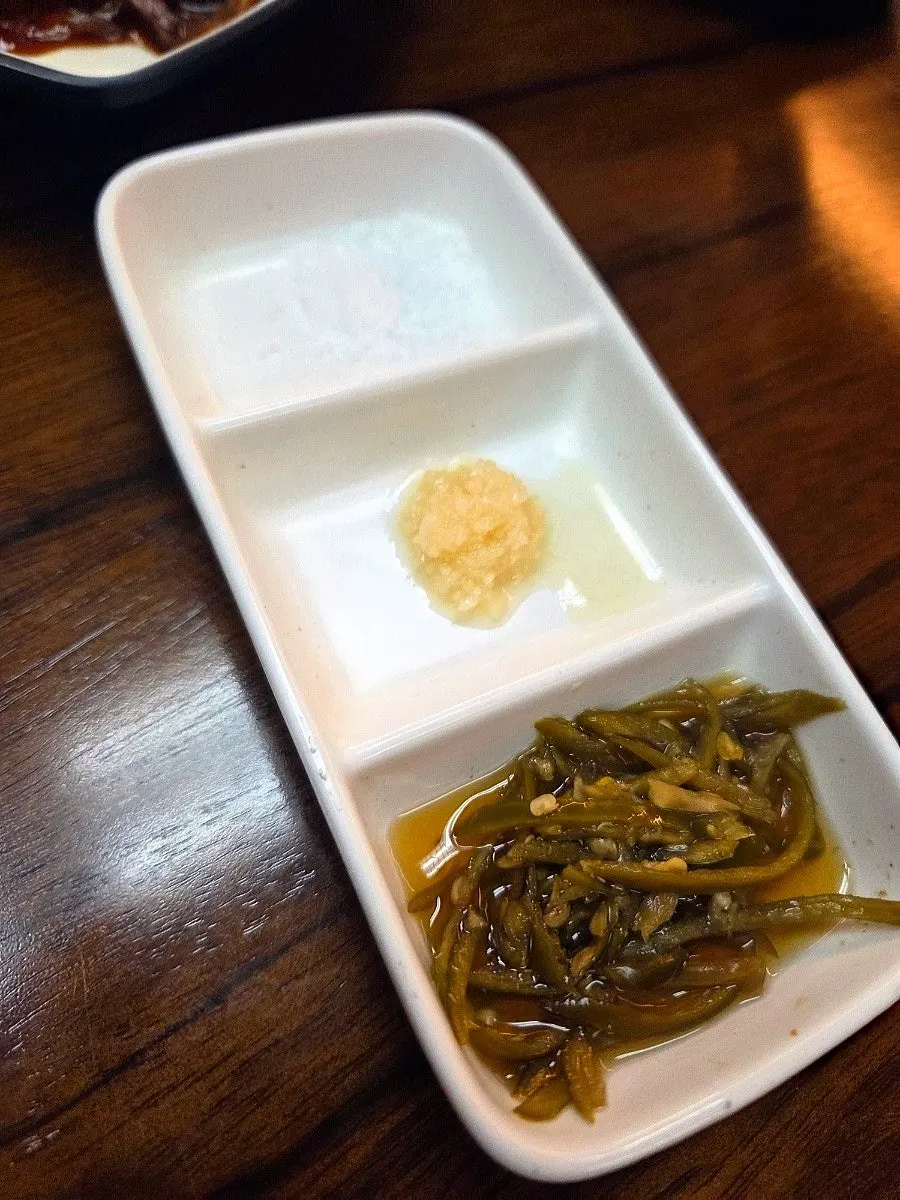 Flower rib and grilled vegetables on the stone plate