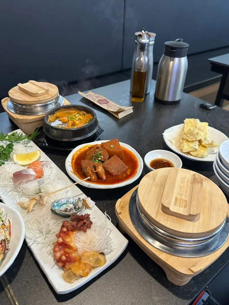 재료 맛을 살린 한정식 반찬