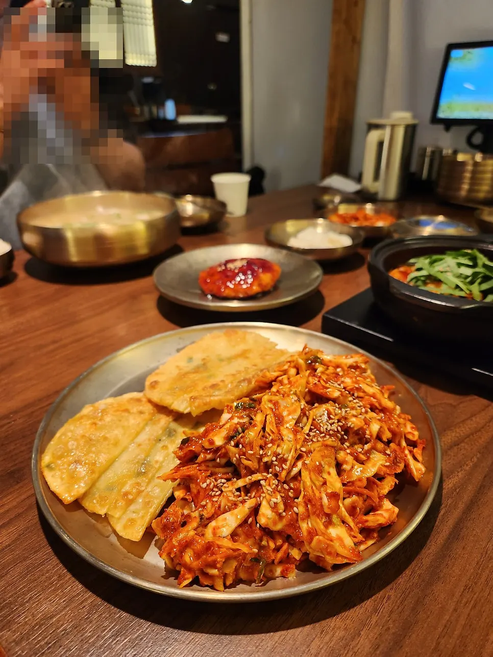정갈하게 차려진 서초정계 한식 상차림