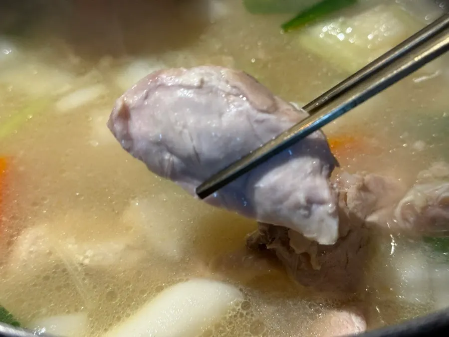 Plate of tender dak han mari chicken meat served out