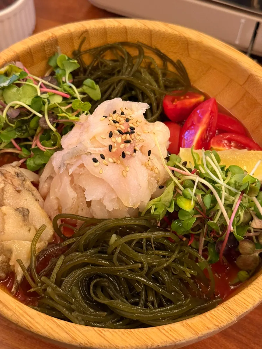 Tomato mulhoe topped with starry flounder sekochi at Seo Jubang