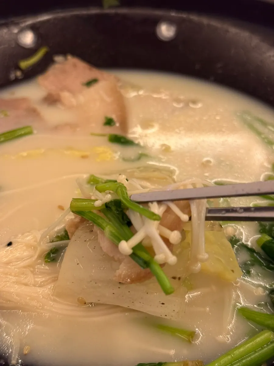 A bowl of warm onsuyuk bossam from Seo Jubang