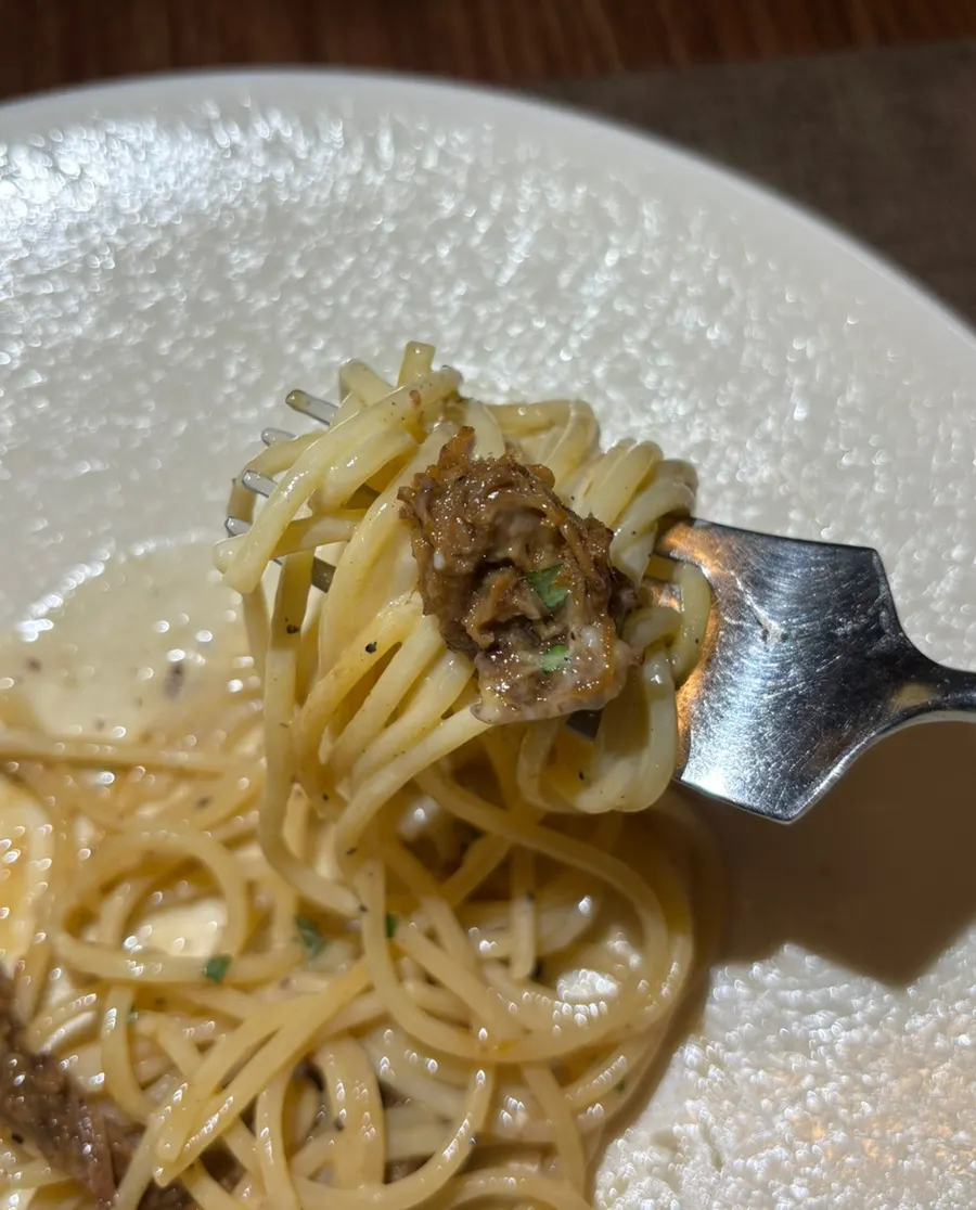 Pecorino and genovese spaghetti