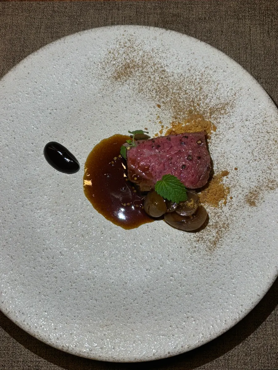 The table as the course continues before the main steak