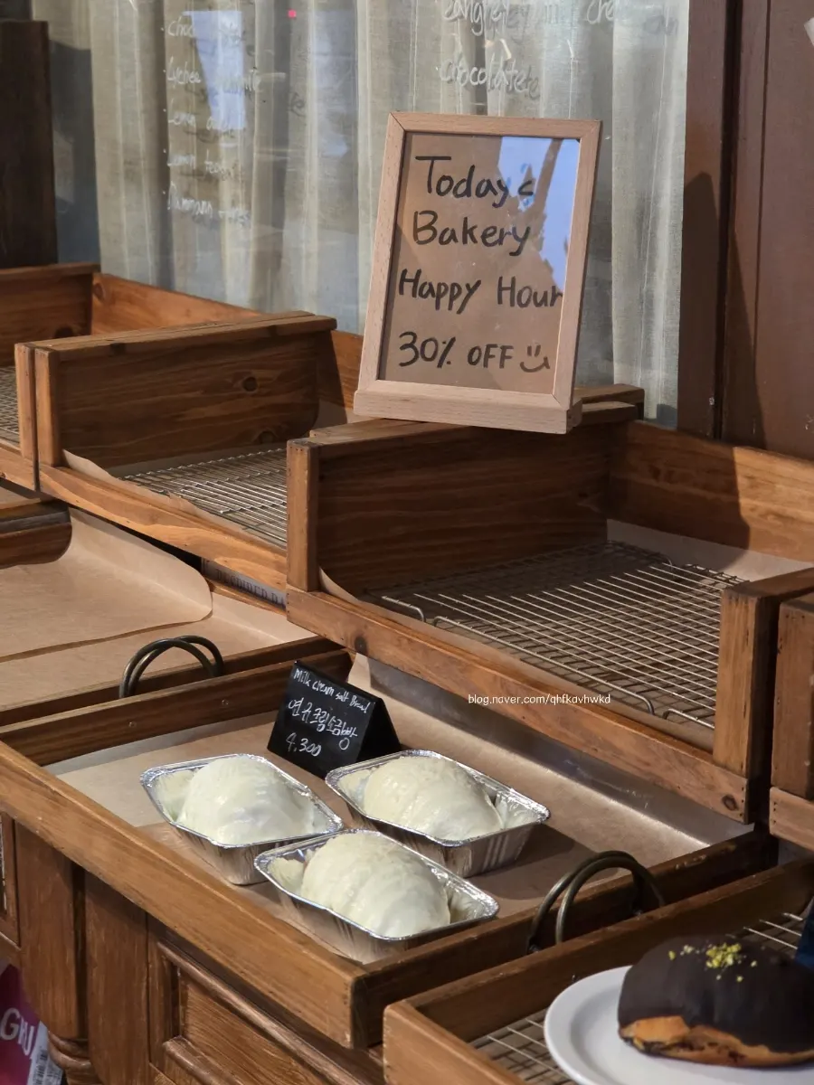 Remaining salt bread and ciabatta on display