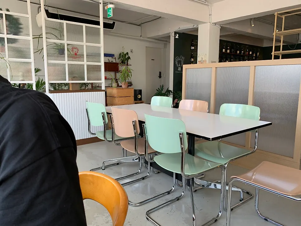 Group seating good for friend gatherings