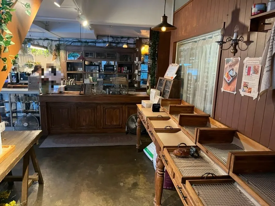 Indoor seating at Respire Bakery Cafe