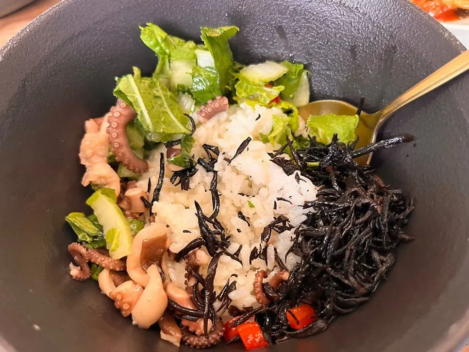 표고버섯 감칠맛의 버섯 국물