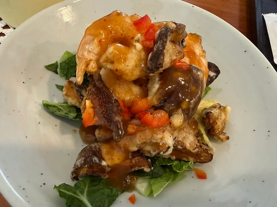 Shrimp and shiitake gangjeong tossed in chili sauce