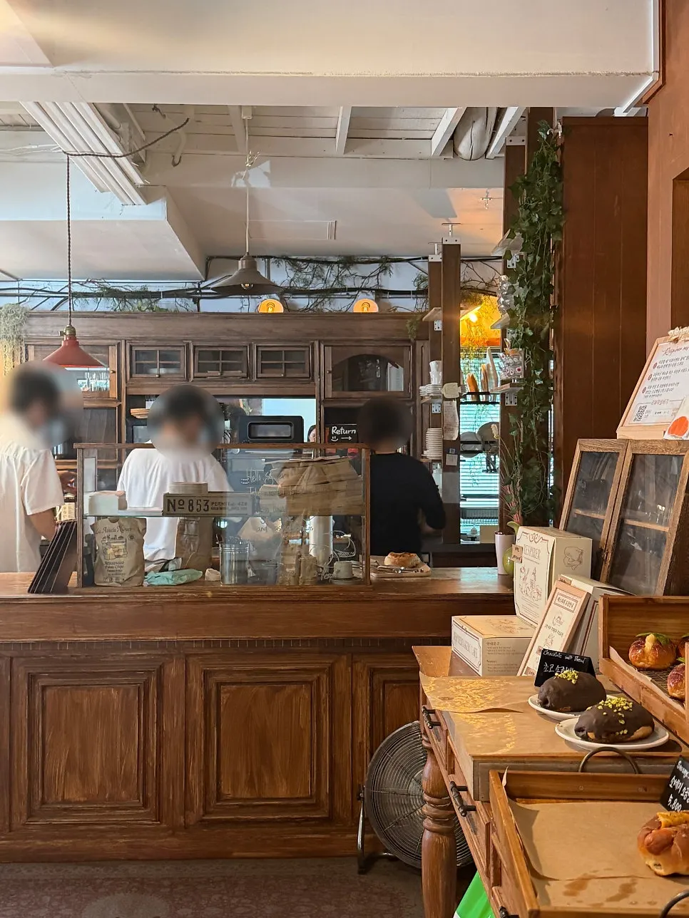 Charmingly decorated first-floor café space