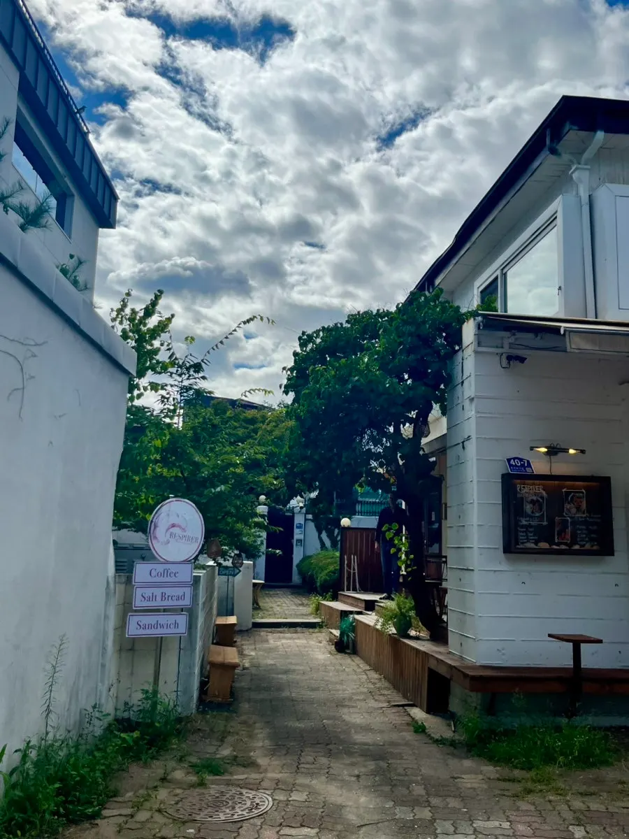 Visit to Respire Bakery Cafe Seochon