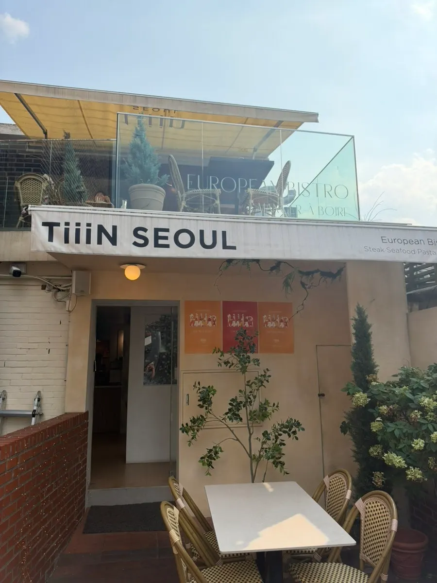 Exterior of Teen Seoul on Jahamun-ro in Seochon