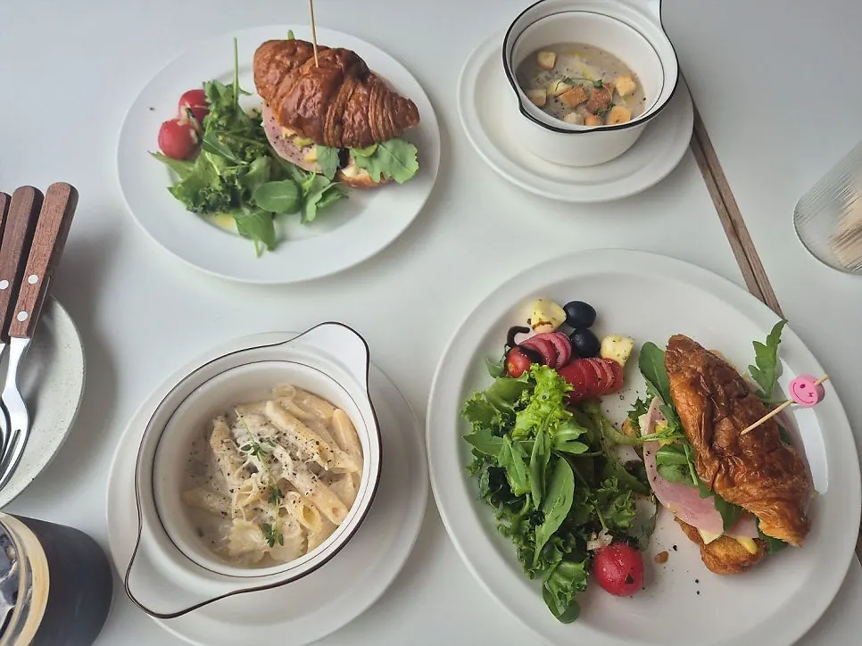 Wine Stein lunch set menu