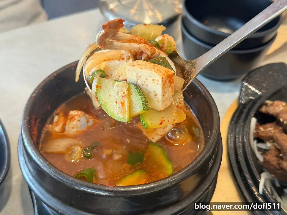 Idobonga's doenjang stew with a small crab inside