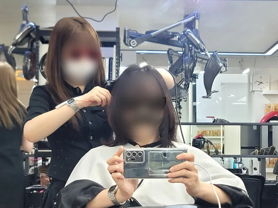 Hair rods during the perm treatment