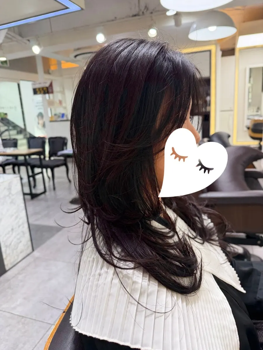 움직일 때 살아나는 레이어드 컬