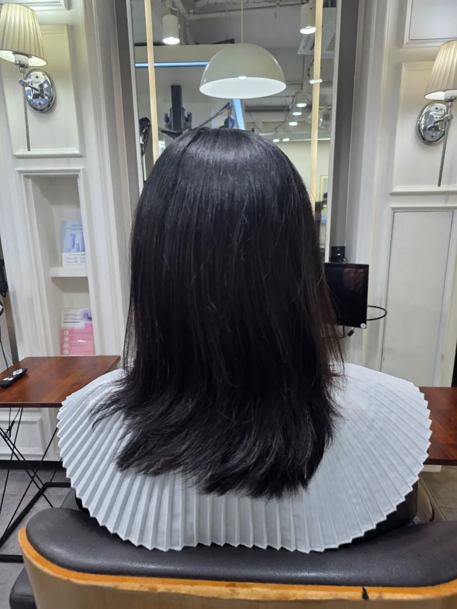 1:1 consultation checking hair condition