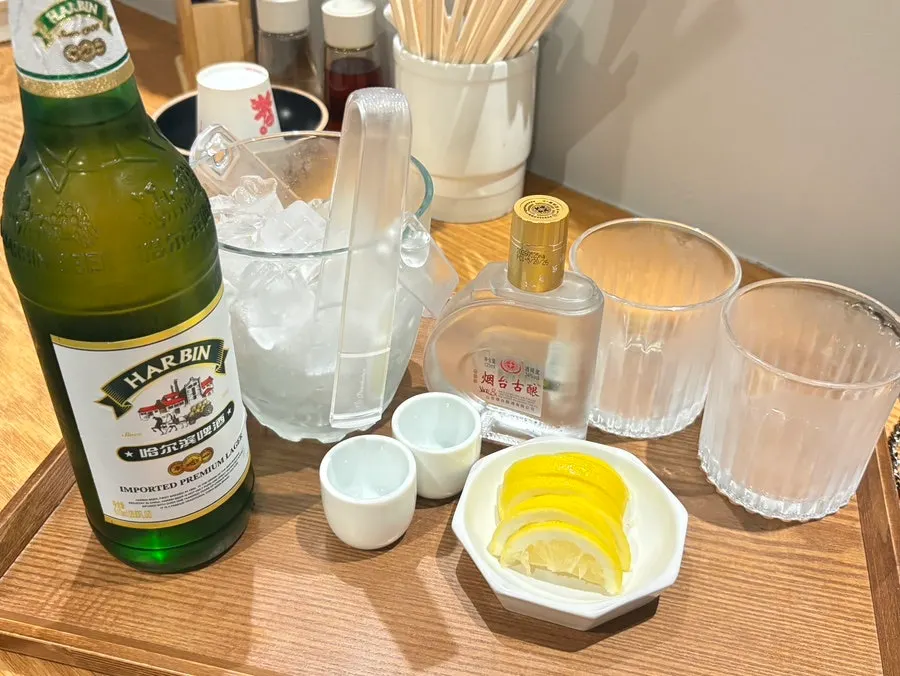Seodamheon table with yeonmaek
