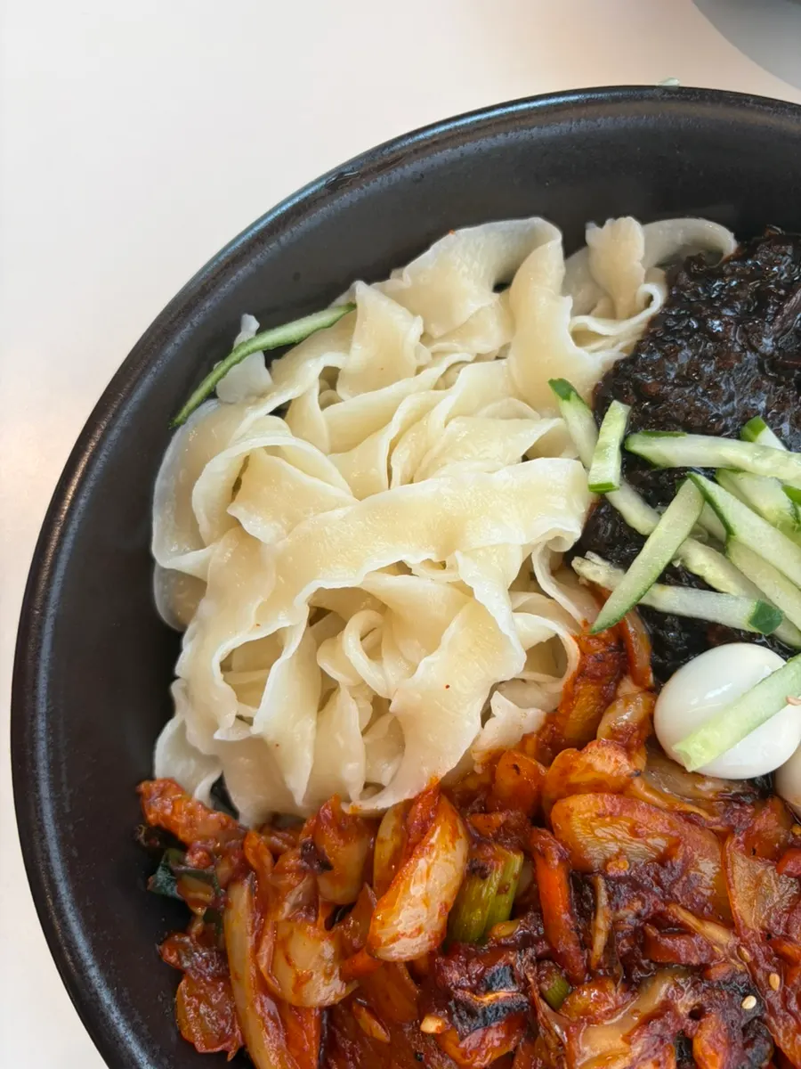 Cover image of a visit to Seodamheon Hongdae, a fusion Chinese restaurant in Yeonnam-dong